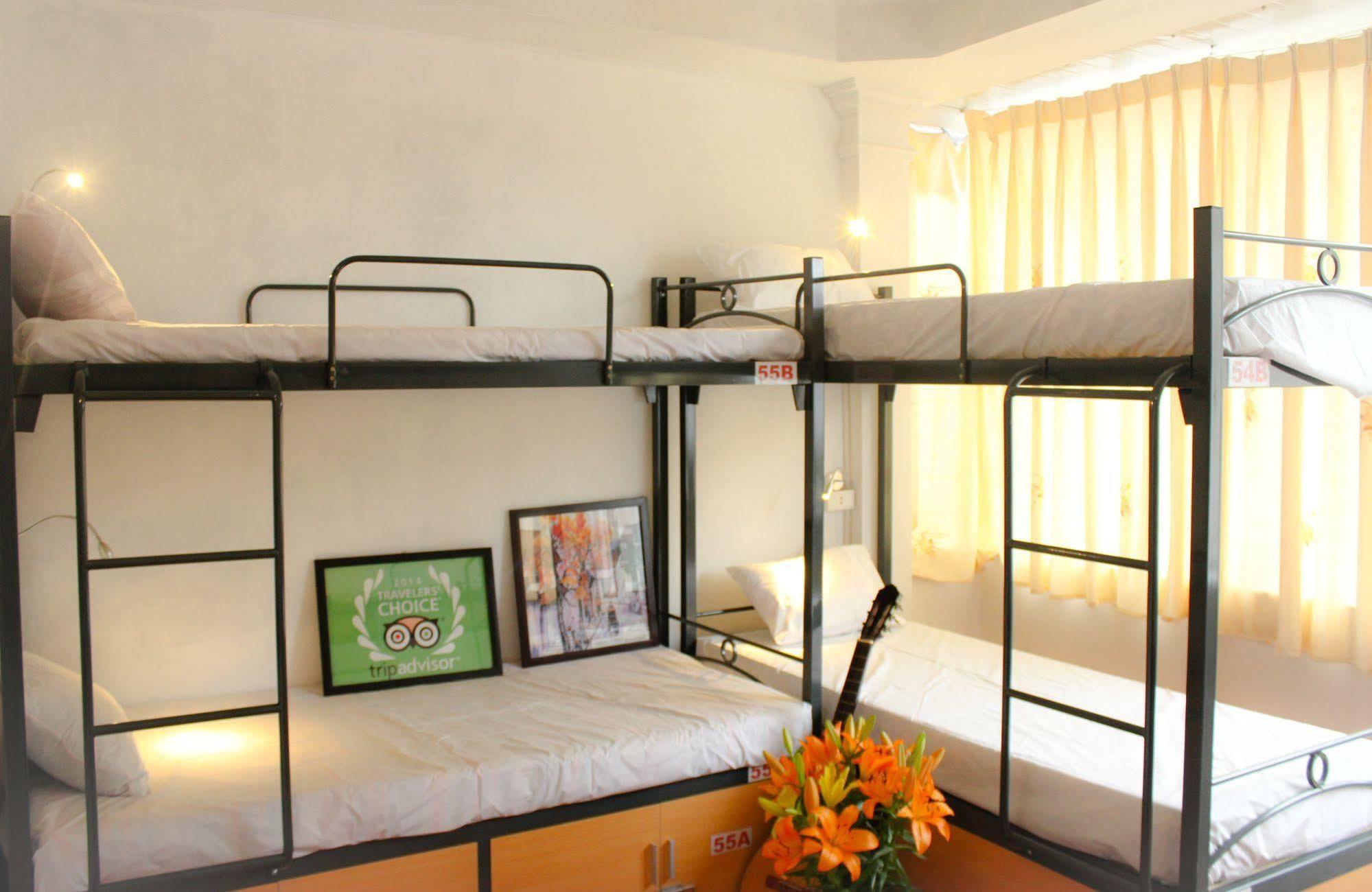 Bc Family Homestay - Hoan Kiem Lakeside Hanoi Bagian luar foto